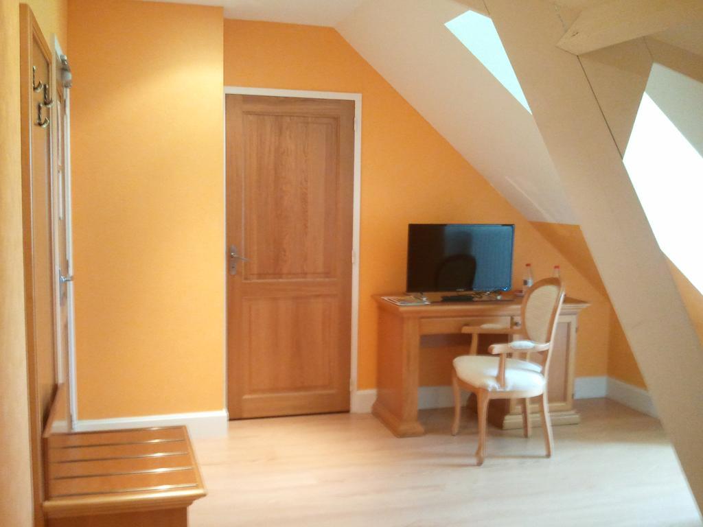 Chateau Sainte Marie Hotel Dompierre-sur-Charente Zewnętrze zdjęcie